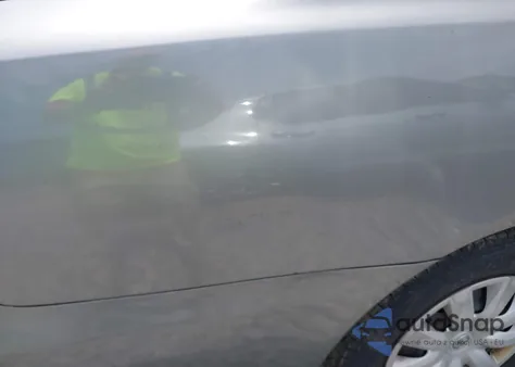 2006 Toyota Camry Le z USA, uszkodzony, nr VIN 4T1BE32K16U657235